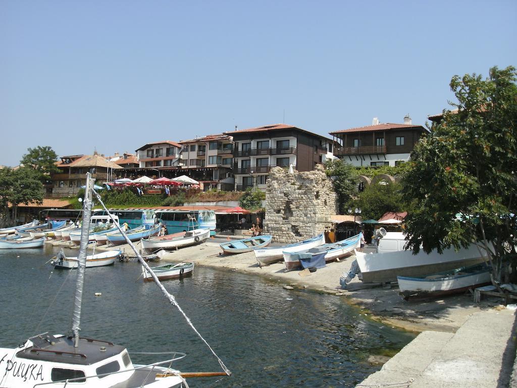 Emona Guest House 네세부르 객실 사진