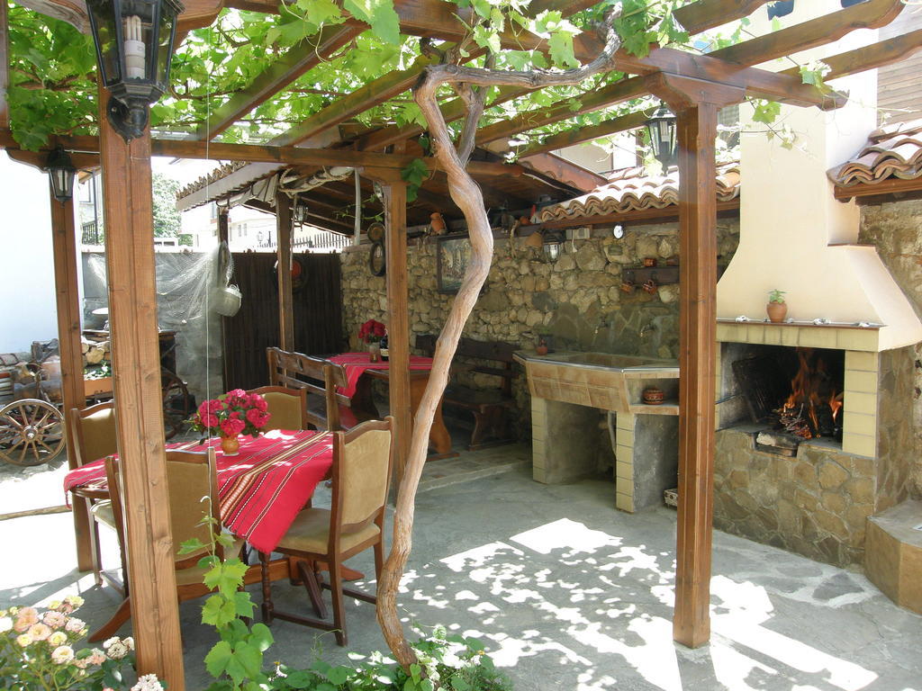 Emona Guest House 네세부르 객실 사진